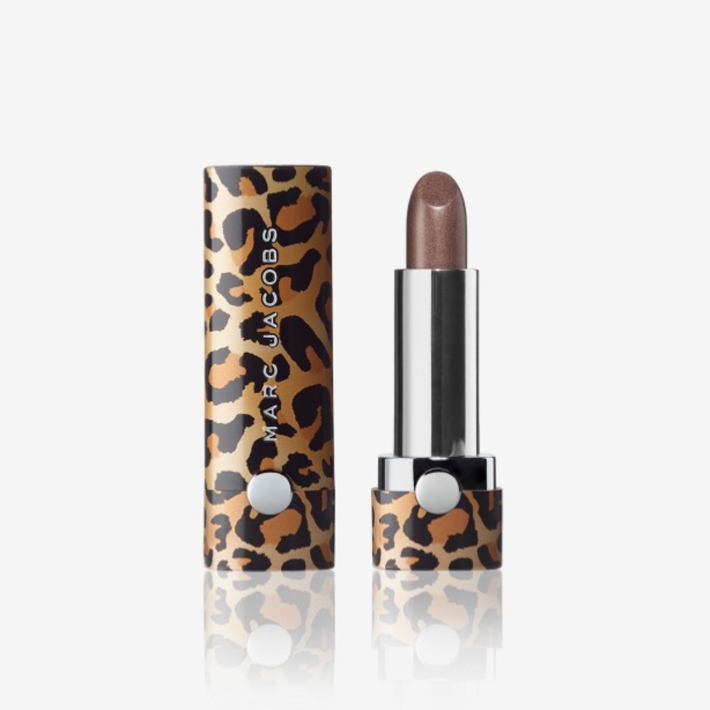 Marc Jacob’s lipstick (lip frost lipstick)
